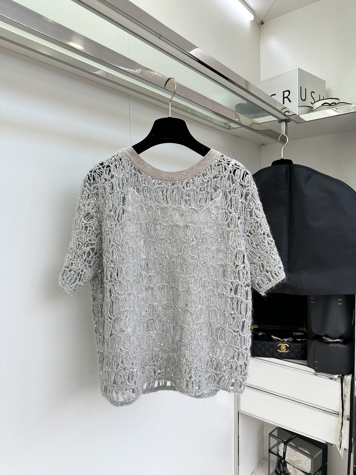 Elegant Knit Top with Glitter Yarn - Comfortable & Stylish Fall Fashion 4 i1752433362 5414 2