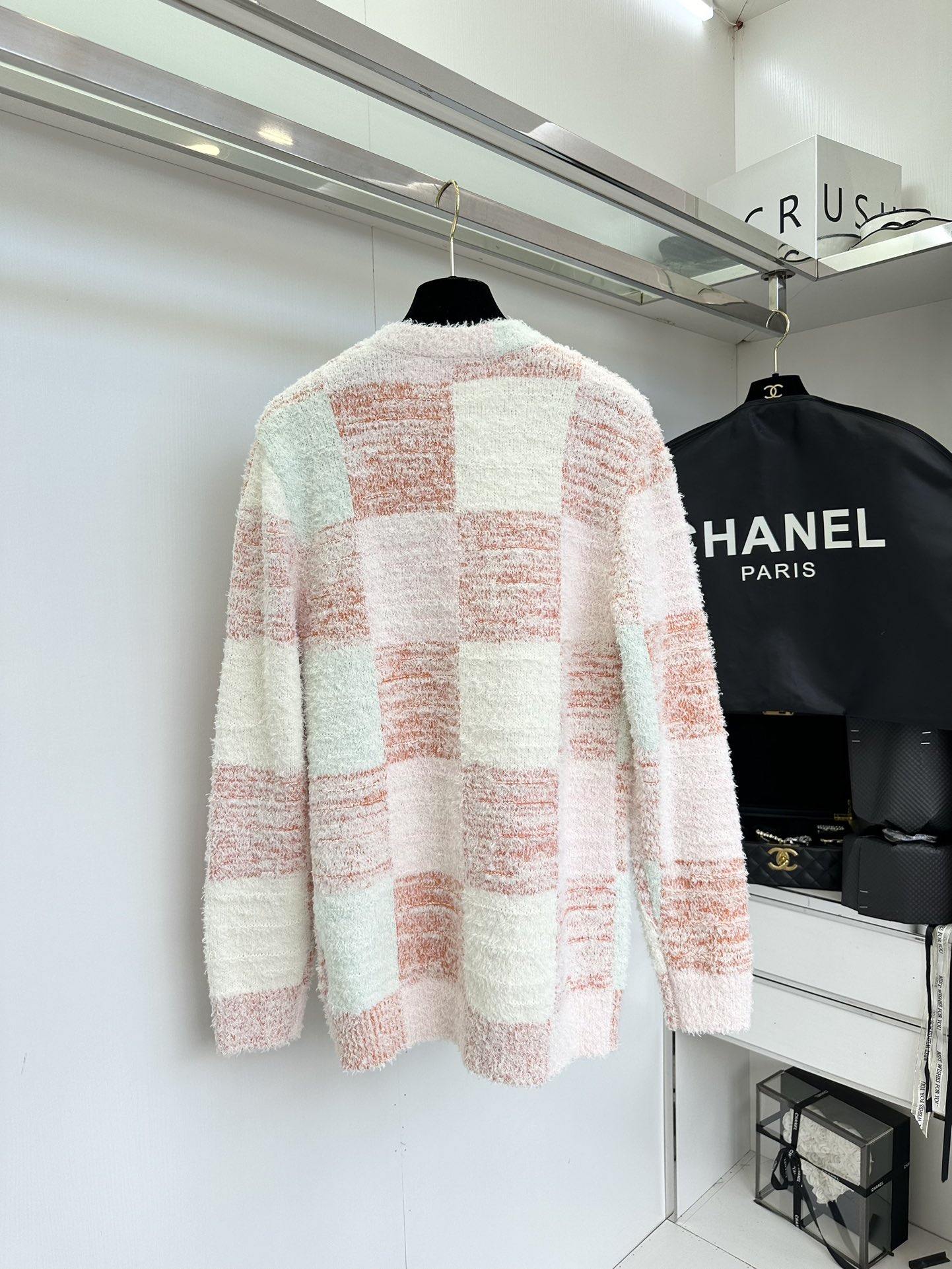 Checkered V-Neck Cardigan - Soft Knit, Chic & Playful Chanel-Inspired Style 8 i1752433486 8775 6
