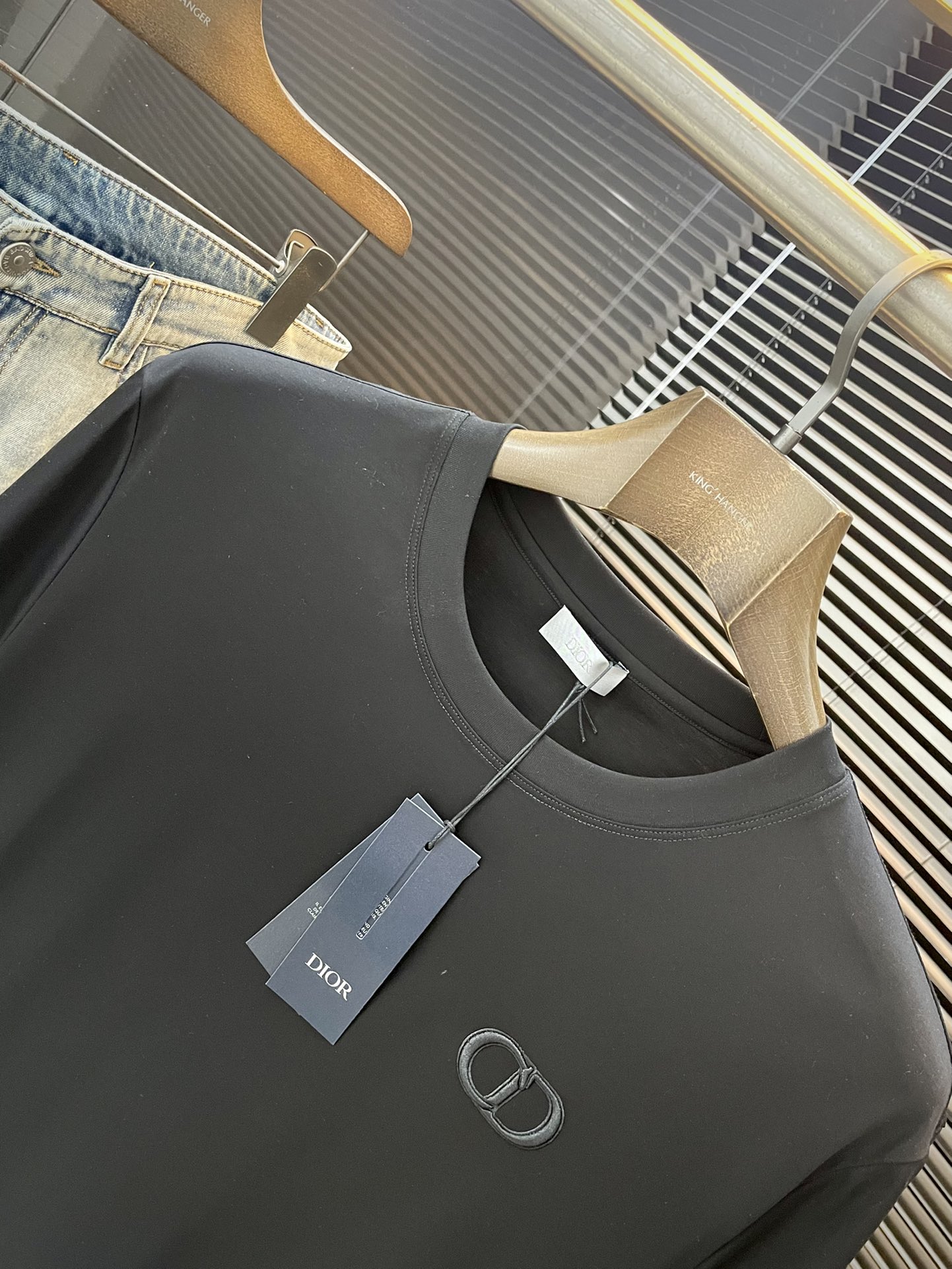  ♠ Dior-（迪奥）系列 VIP高级定制 2025春夏季新款短袖  百搭款式 任何人都可以轻松驾驭 