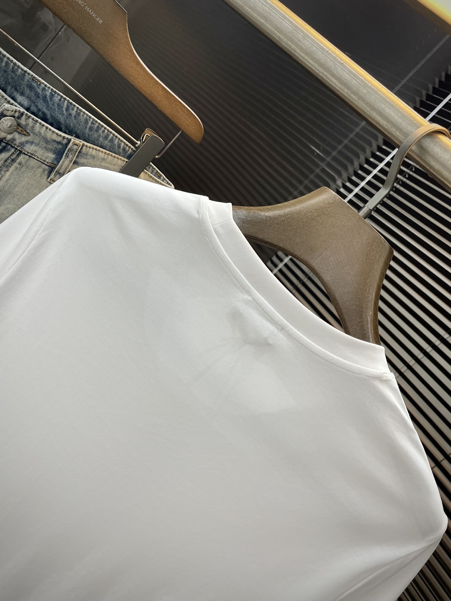  ♠ Dior-（迪奥）系列 VIP高级定制 2025春夏季新款短袖  百搭款式 任何人都可以轻松驾驭 