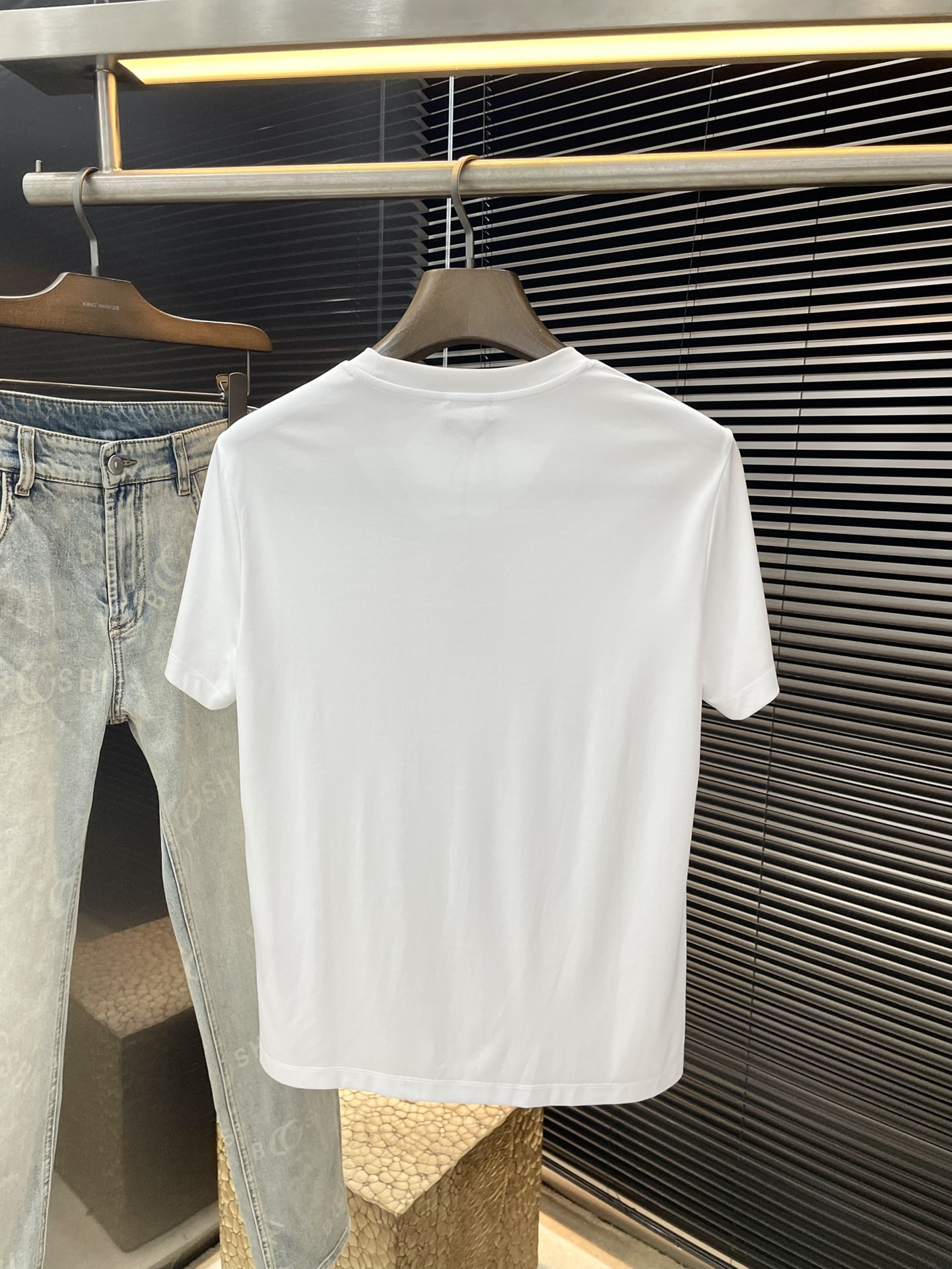  ♠ Dior-（迪奥）系列 VIP高级定制 2025春夏季新款短袖  百搭款式 任何人都可以轻松驾驭 