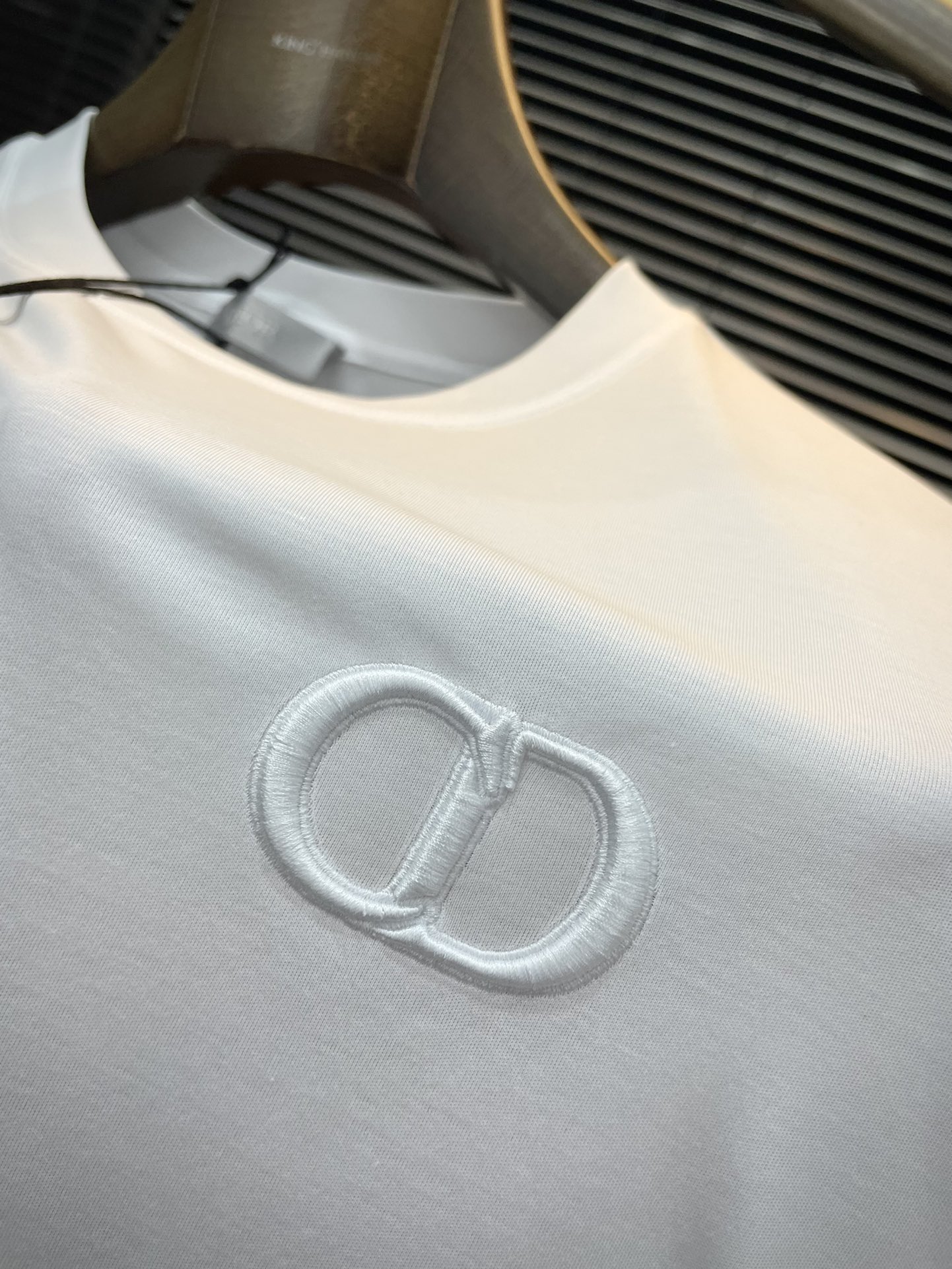  ♠ Dior-（迪奥）系列 VIP高级定制 2025春夏季新款短袖  百搭款式 任何人都可以轻松驾驭 