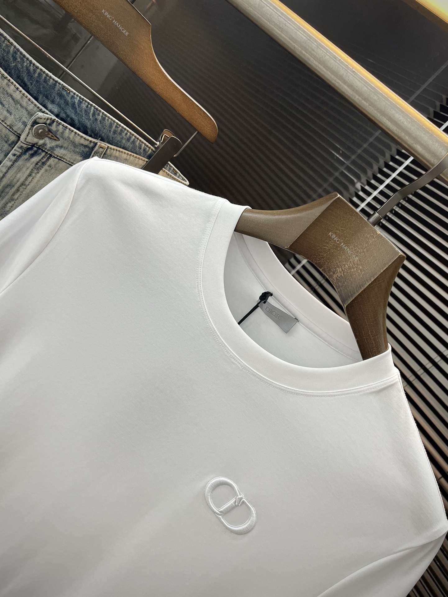  ♠ Dior-（迪奥）系列 VIP高级定制 2025春夏季新款短袖  百搭款式 任何人都可以轻松驾驭 