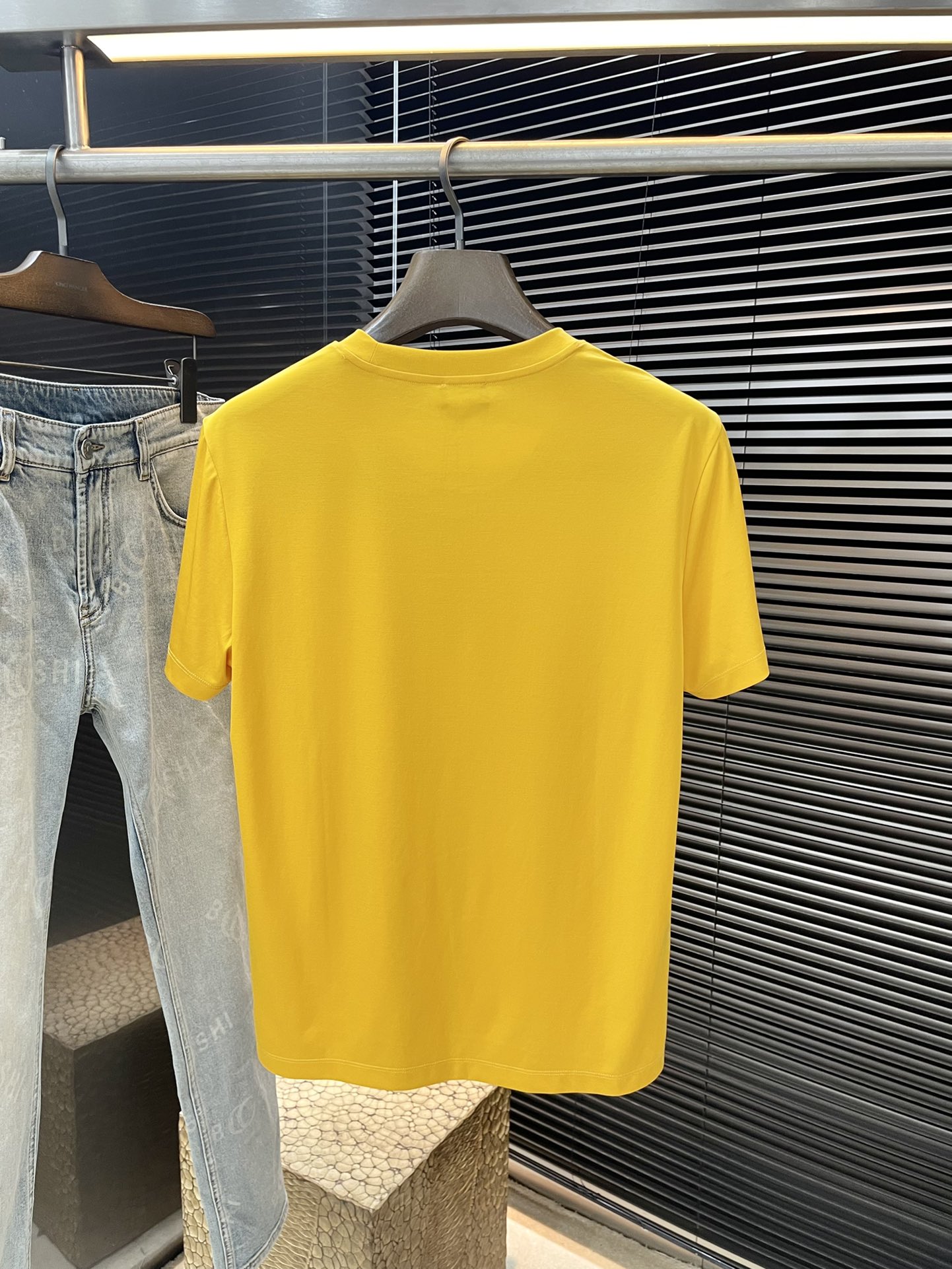  ♠ Dior-（迪奥）系列 VIP高级定制 2025春夏季新款短袖  百搭款式 任何人都可以轻松驾驭 