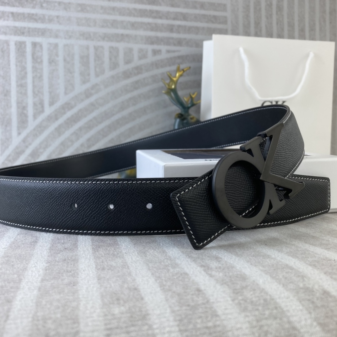CK 💕 特种皮腰带系列 ，原厂五金精品不锈钢扣，手感柔软舒适 宽3.8CM。