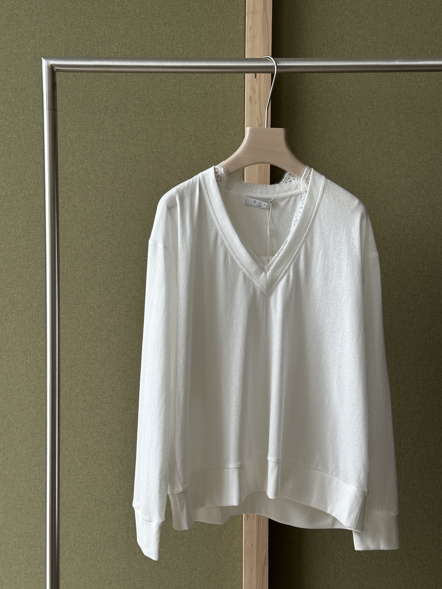 NO:445753,YS ｜New Summer Collection Slack sunscreen V-neck lace blouse big tee SML,,alexander wang19860909YS ｜New Summer Collection 松弛防晒V领蕾丝罩衫大tee  SML,,alexander wang,Women's clothing