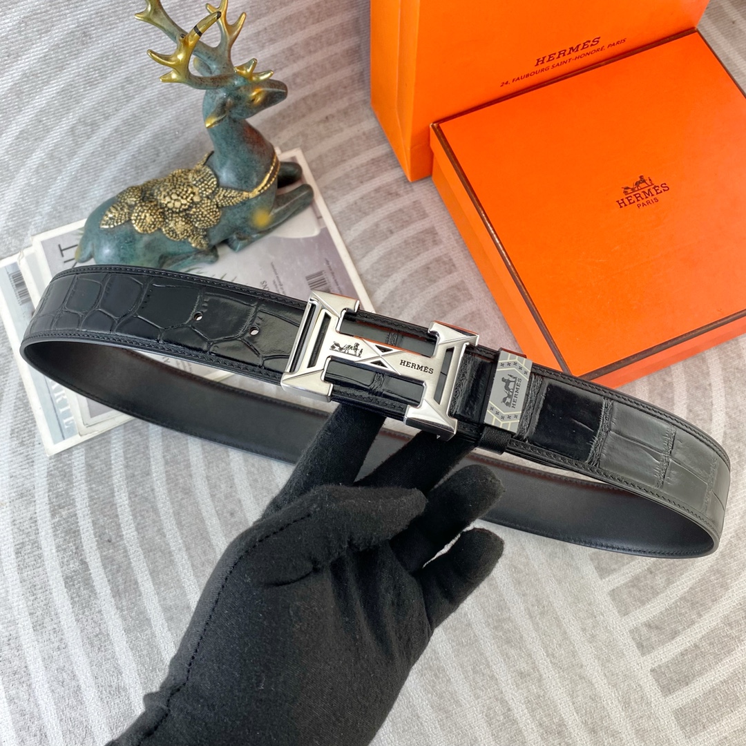 爱马仕💕 特种皮腰带系列 ，原厂五金精品不锈钢扣，手感柔软舒适 宽3.8CM。