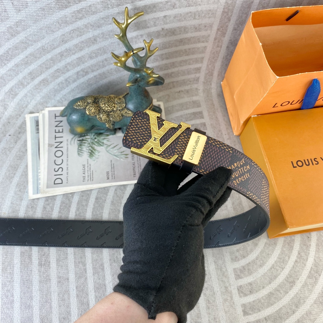 LV💕 特种皮腰带系列 ，原厂五金精品不锈钢扣，手感柔软舒适 宽3.8CM。