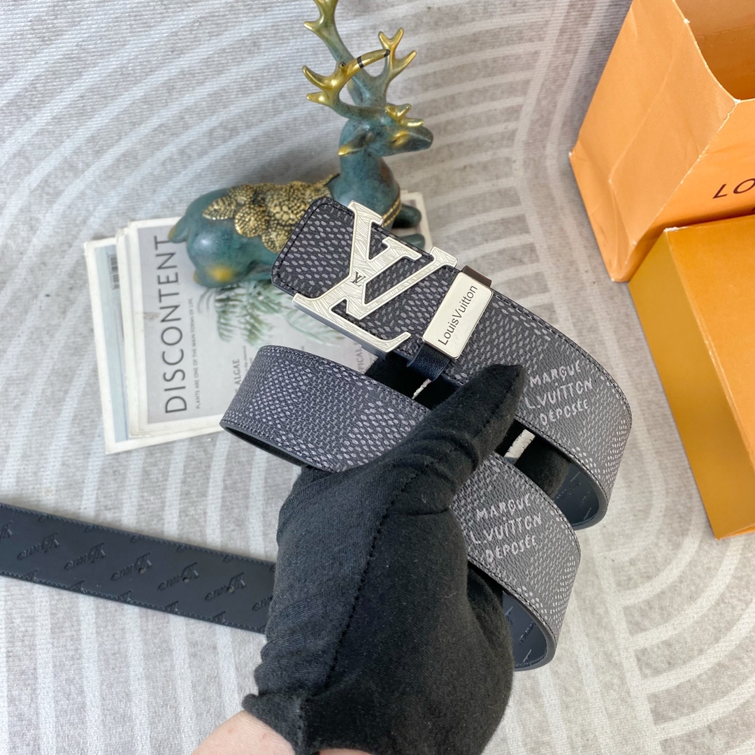 LV💕 特种皮腰带系列 ，原厂五金精品不锈钢扣，手感柔软舒适 宽3.8CM。