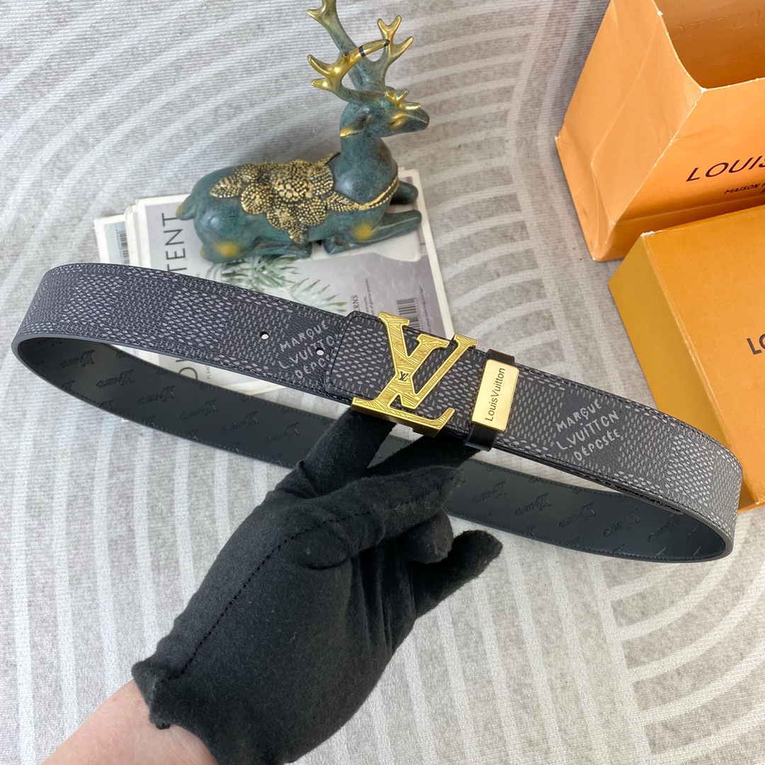 LV💕 特种皮腰带系列 ，原厂五金精品不锈钢扣，手感柔软舒适 宽3.8CM。