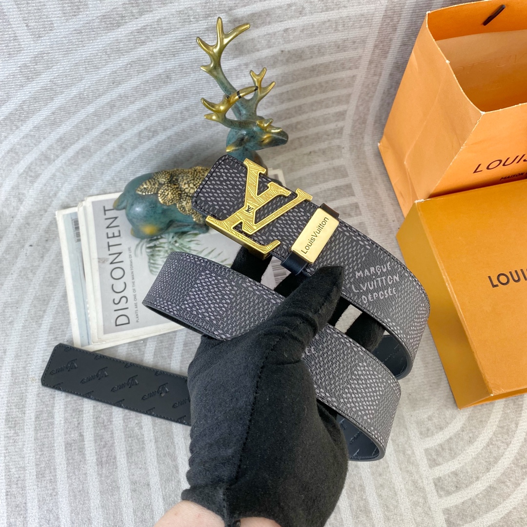 LV💕 特种皮腰带系列 ，原厂五金精品不锈钢扣，手感柔软舒适 宽3.8CM。