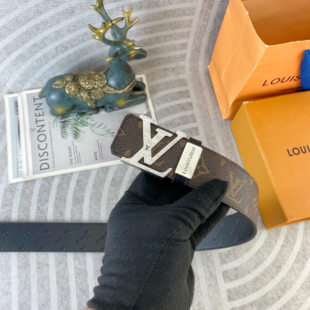 LV💕 特种皮腰带系列 ，原厂五金精品不锈钢扣，手感柔软舒适 宽3.8CM。
