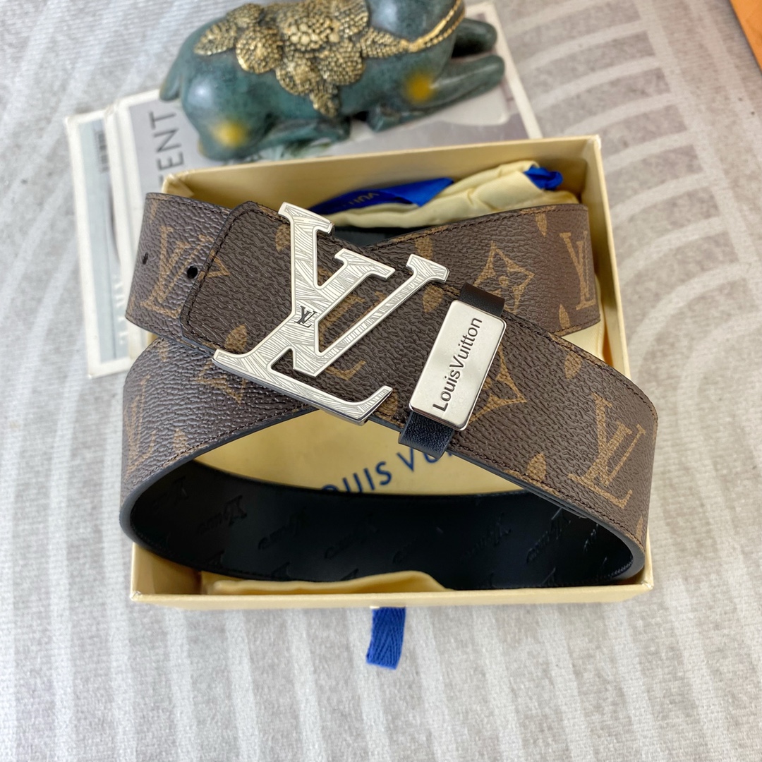 LV💕 特种皮腰带系列 ，原厂五金精品不锈钢扣，手感柔软舒适 宽3.8CM。