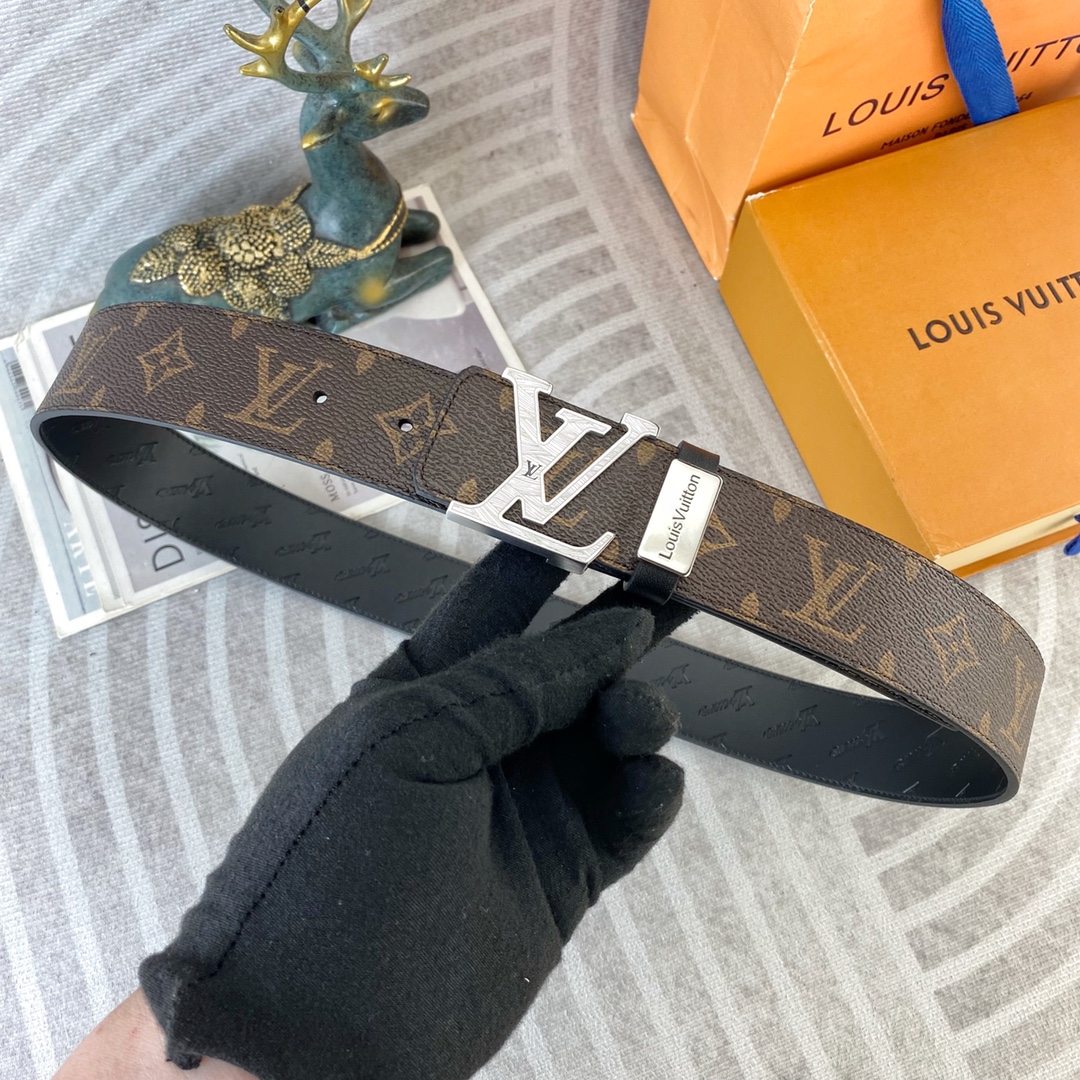LV💕 特种皮腰带系列 ，原厂五金精品不锈钢扣，手感柔软舒适 宽3.8CM。