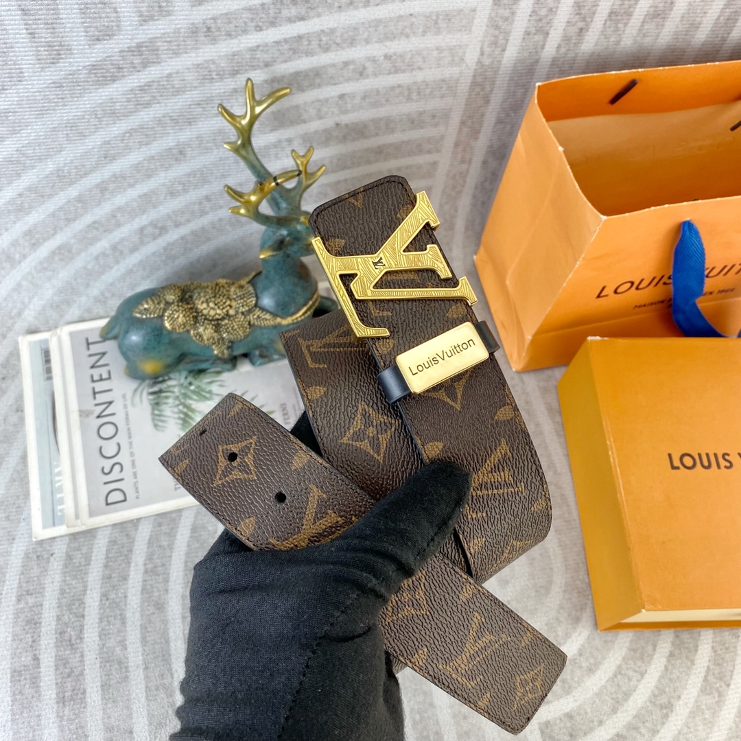 LV💕 特种皮腰带系列 ，原厂五金精品不锈钢扣，手感柔软舒适 宽3.8CM。