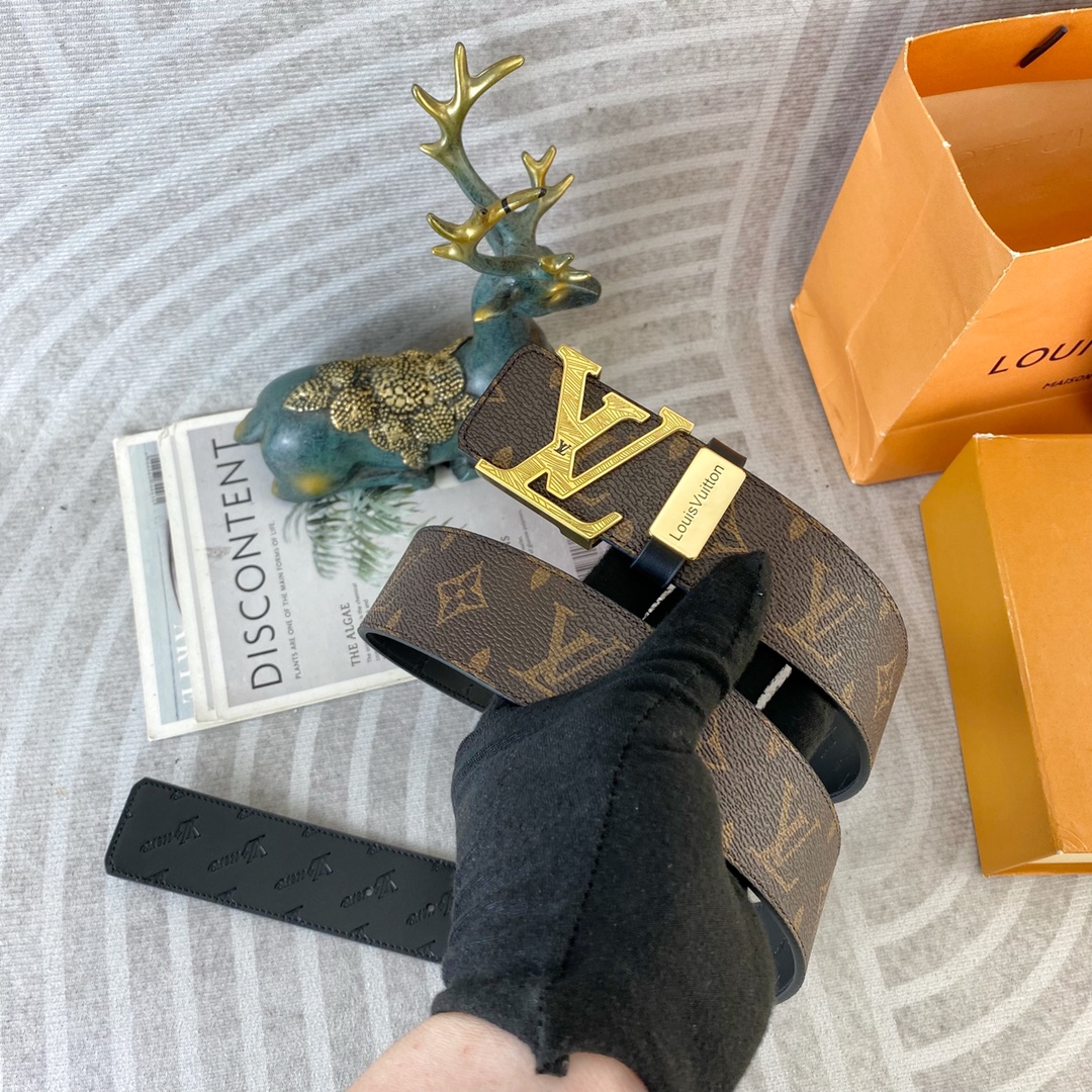 LV💕 特种皮腰带系列 ，原厂五金精品不锈钢扣，手感柔软舒适 宽3.8CM。