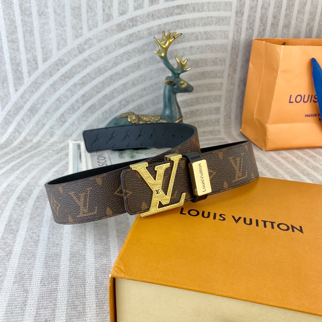 LV💕 特种皮腰带系列 ，原厂五金精品不锈钢扣，手感柔软舒适 宽3.8CM。