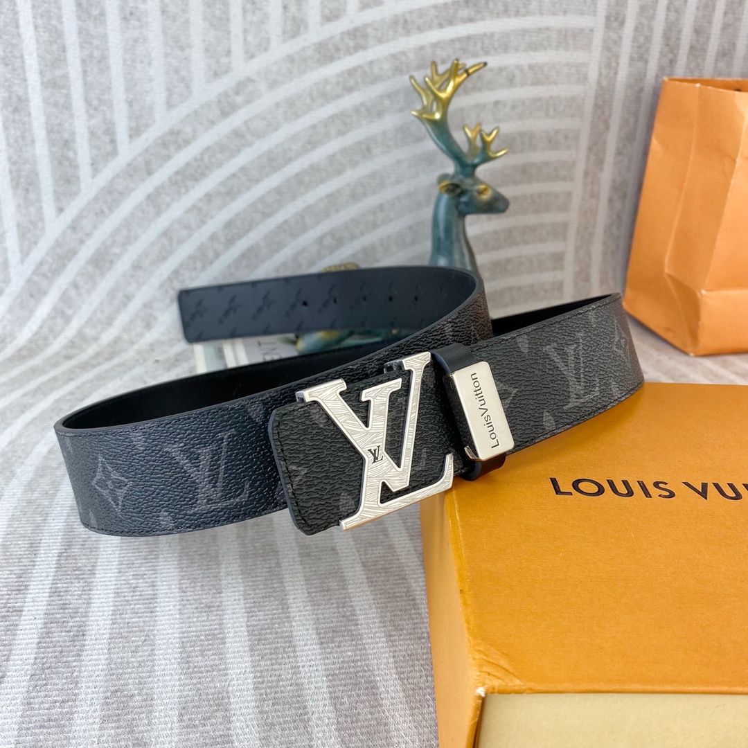 LV💕 特种皮腰带系列 ，原厂五金精品不锈钢扣，手感柔软舒适 宽3.8CM。