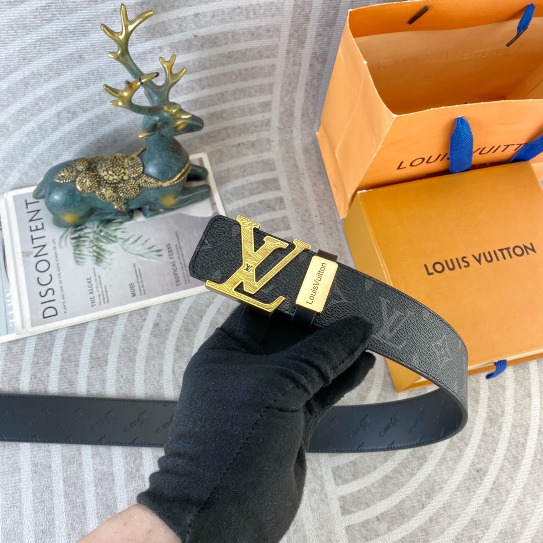 LV💕 特种皮腰带系列 ，原厂五金精品不锈钢扣，手感柔软舒适 宽3.8CM。