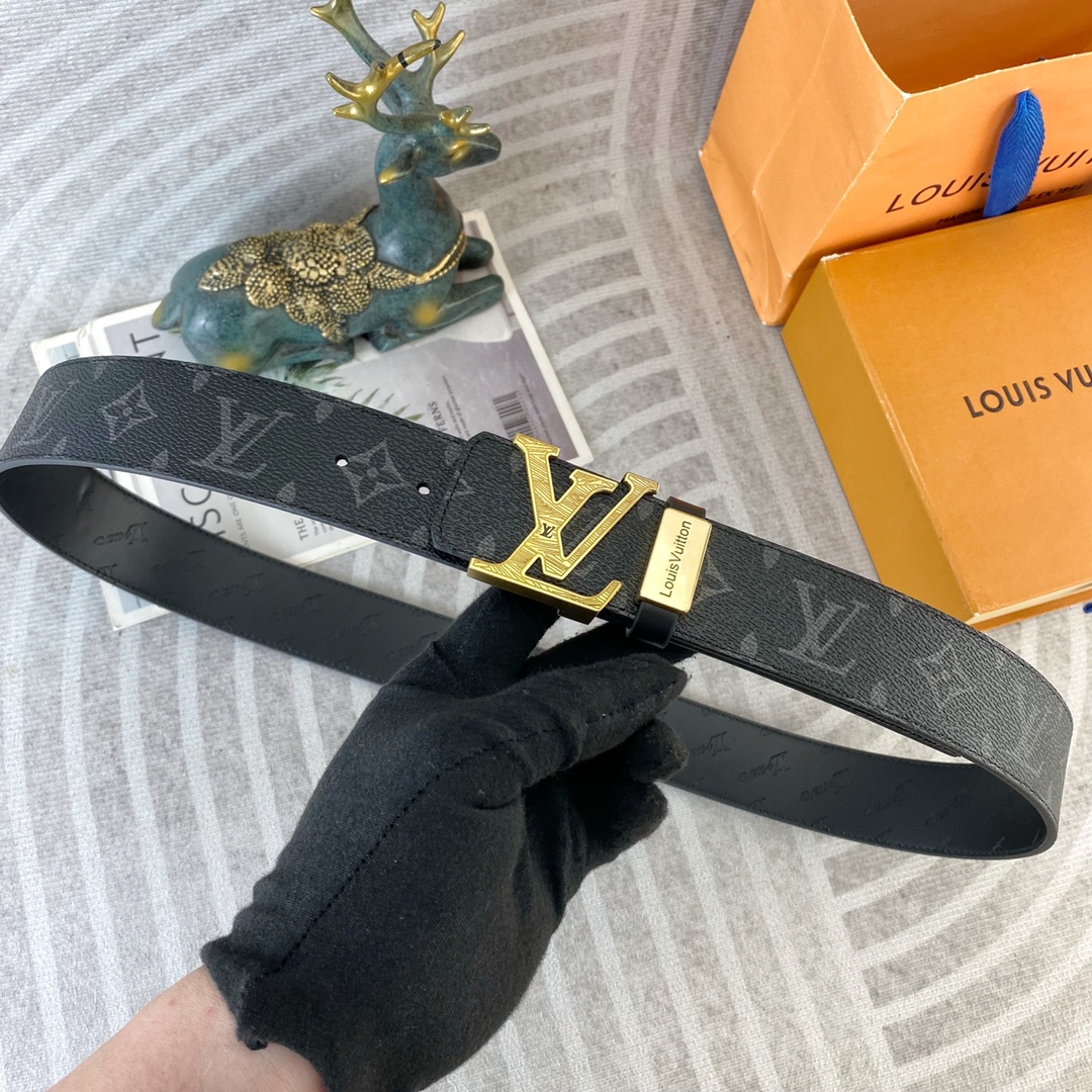 LV💕 特种皮腰带系列 ，原厂五金精品不锈钢扣，手感柔软舒适 宽3.8CM。