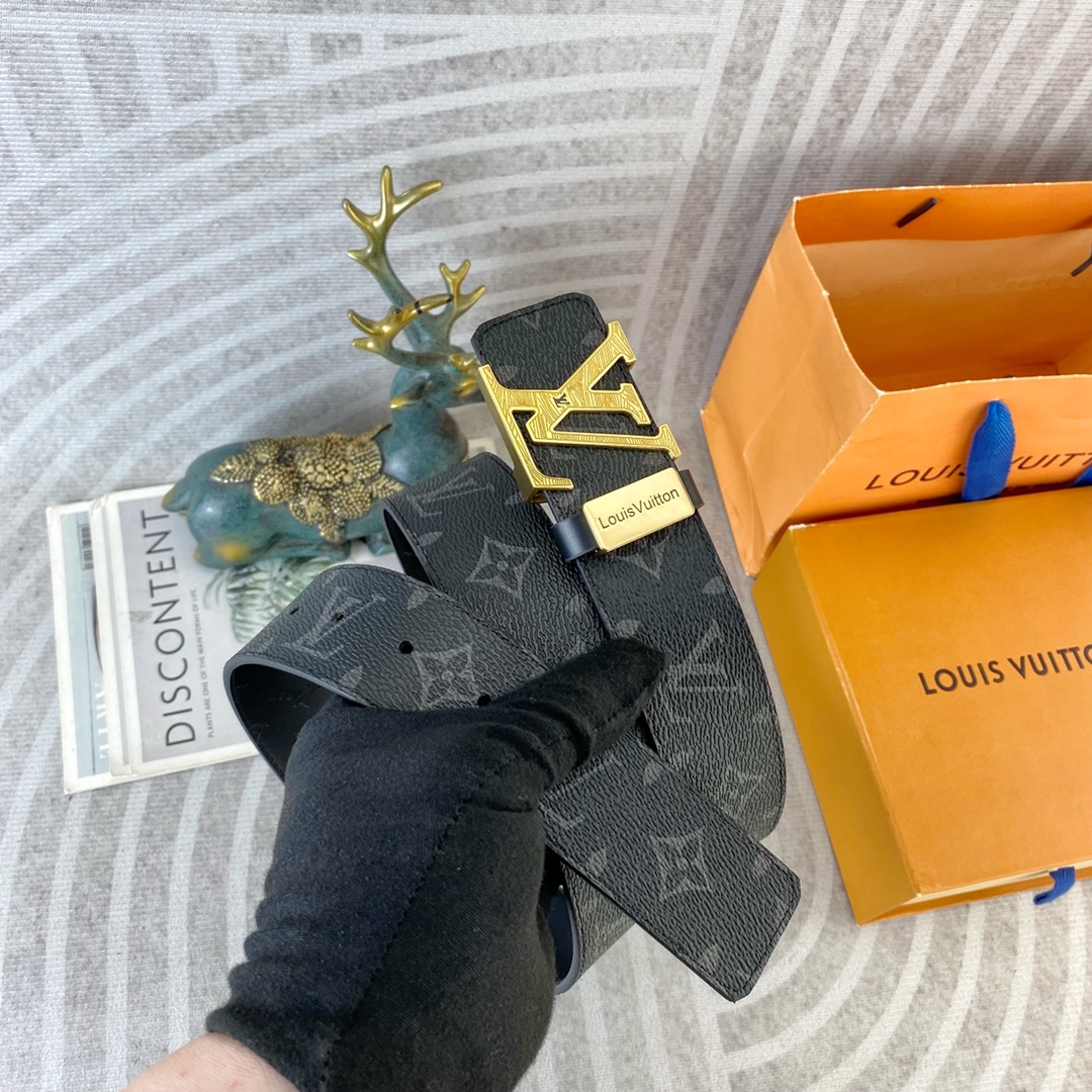 LV💕 特种皮腰带系列 ，原厂五金精品不锈钢扣，手感柔软舒适 宽3.8CM。