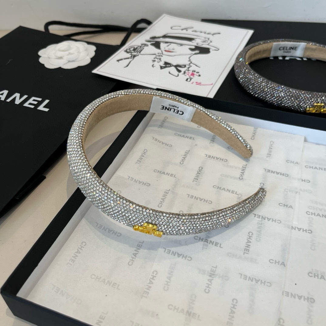 🆕

Celine赛琳新款发箍