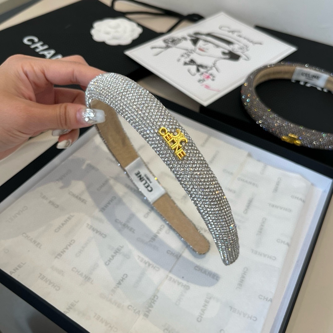 🆕

Celine赛琳新款发箍
