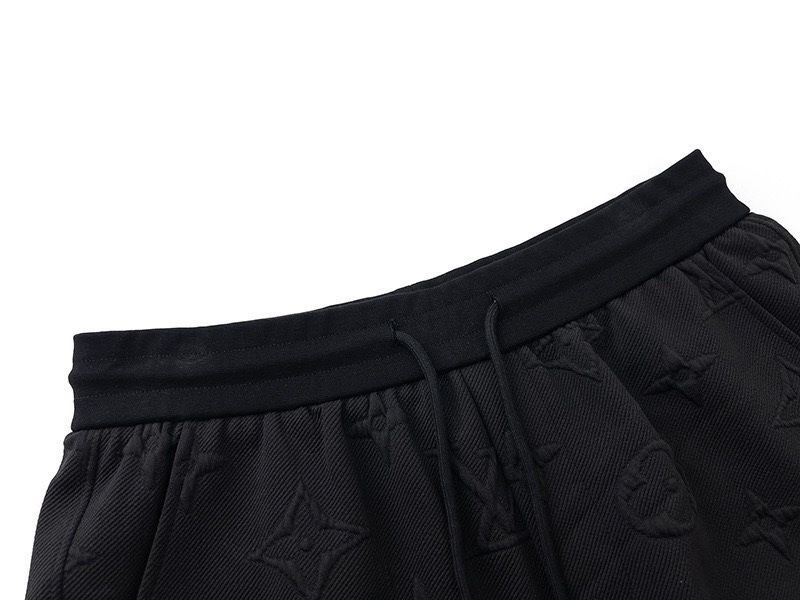 路易威登/Louis Vuitton 夏季新款 压花字母休闲短裤 黑色/白色-Chinese UA Cheap High Quatity Brand Clothes Bags handbags Sneakers wholesale wholesaler seller from China Factory suppliers Fashion Clothing Shoes best Quality Beautiful Price 路易威登/Louis Vuitton 夏季新款 压花字母休闲短裤 黑色/白色