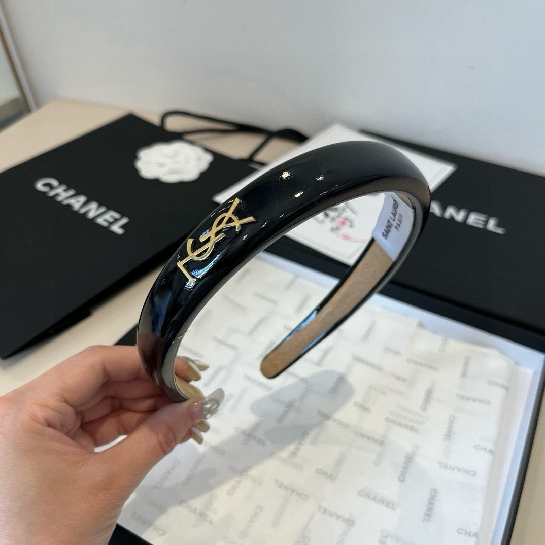 🆕

ysl 圣罗兰新款发箍