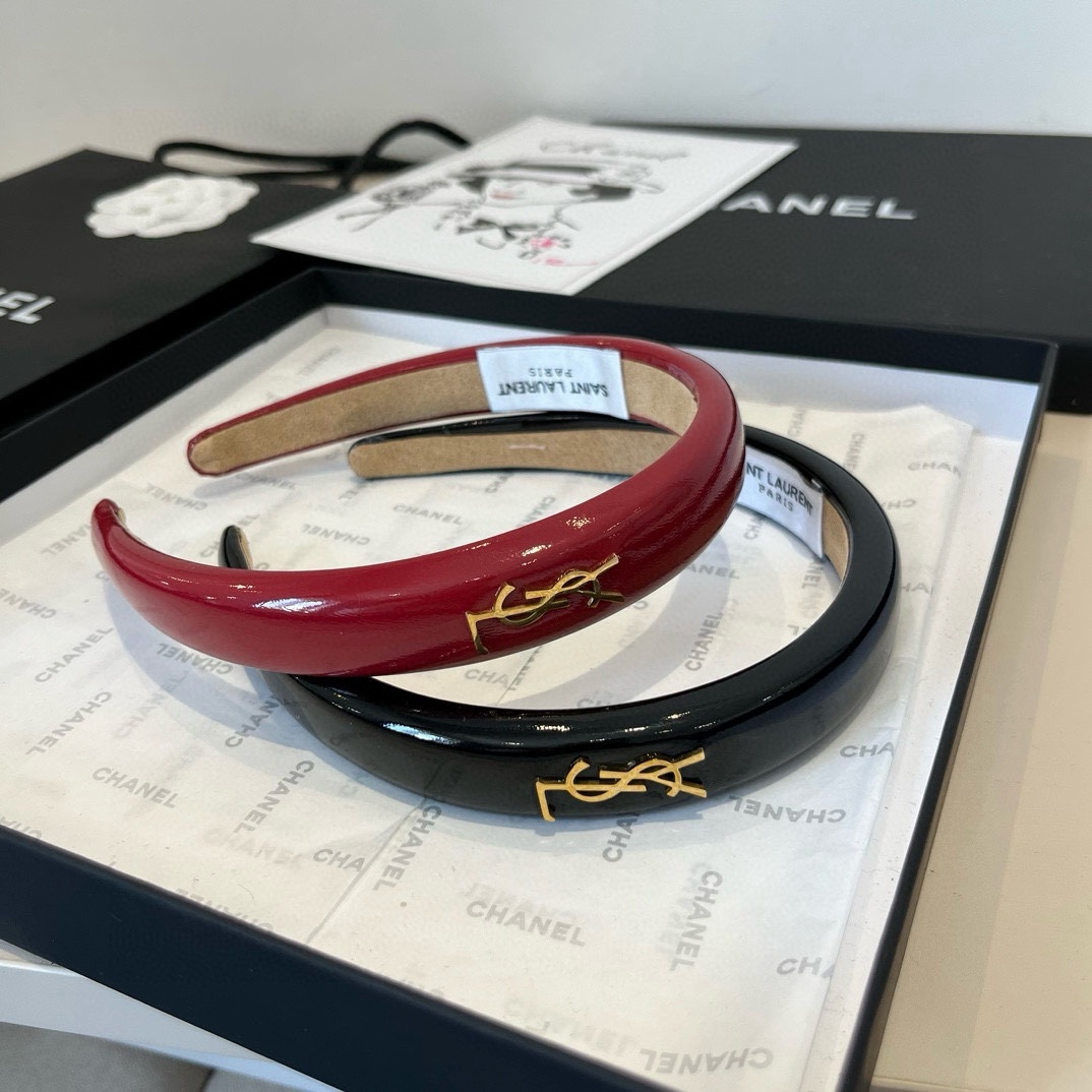 🆕

ysl 圣罗兰新款发箍