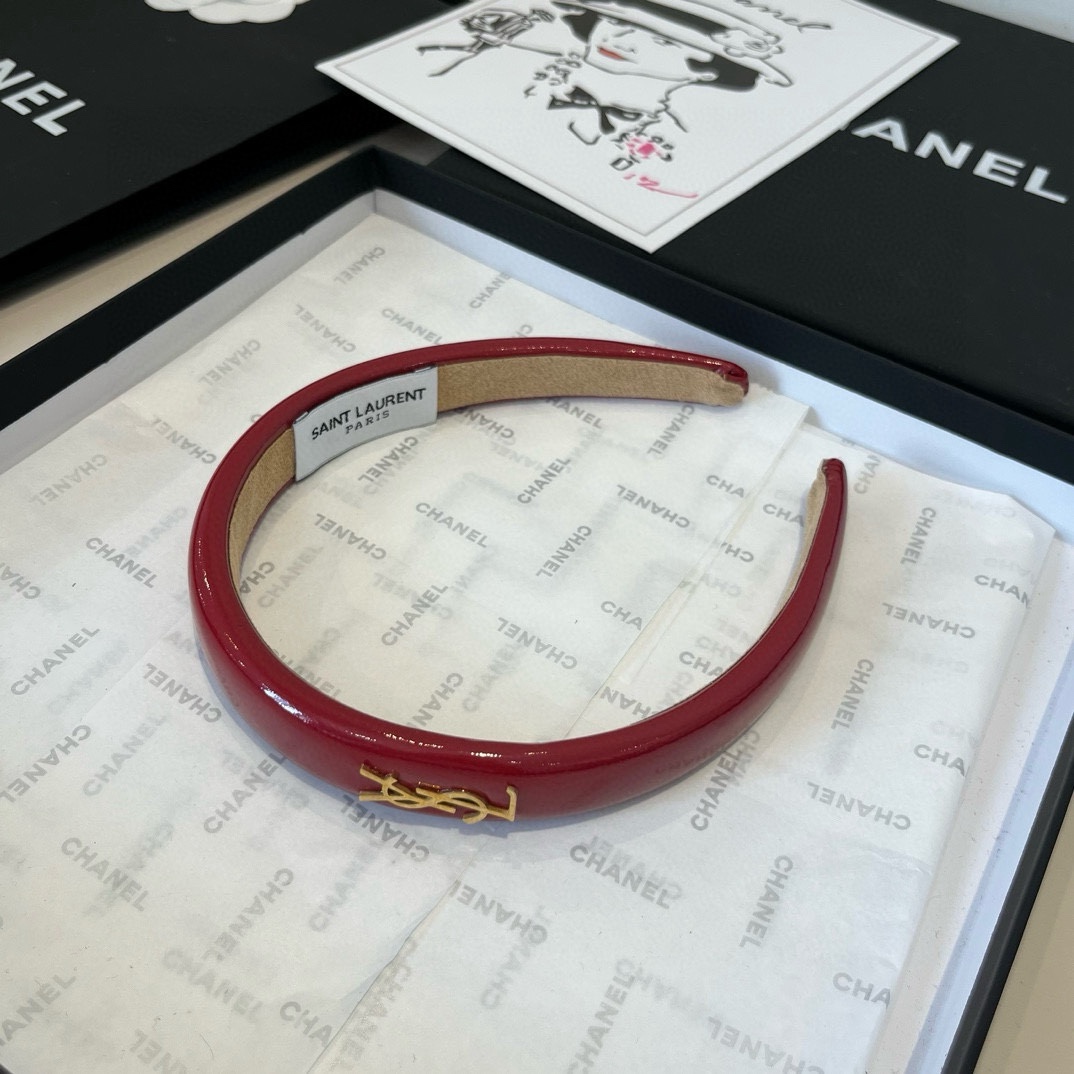 🆕

ysl 圣罗兰新款发箍