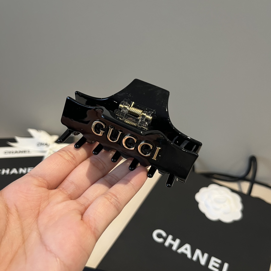 🆕

Gucci古奇新款发夹