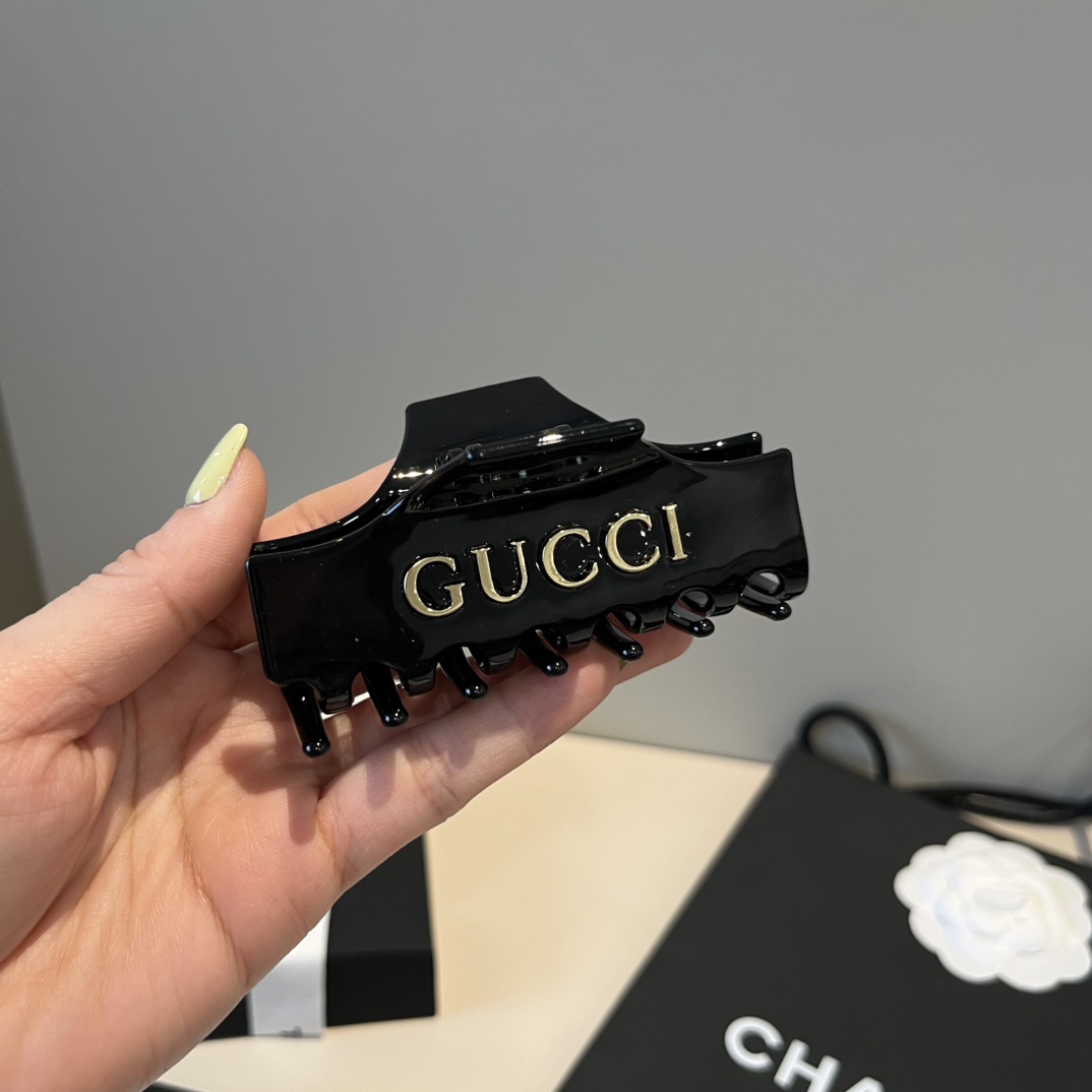 🆕

Gucci古奇新款发夹