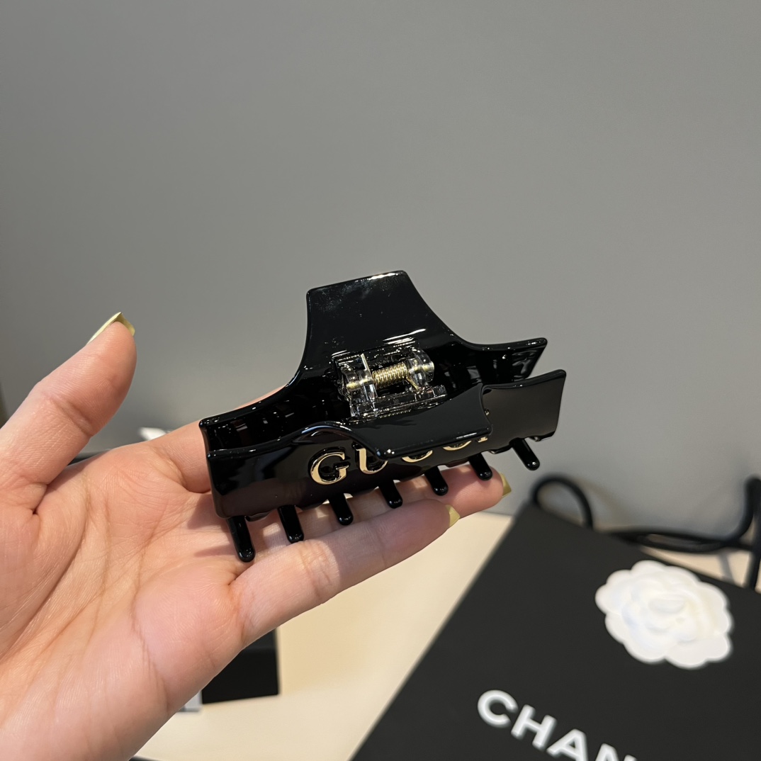 🆕

Gucci古奇新款发夹