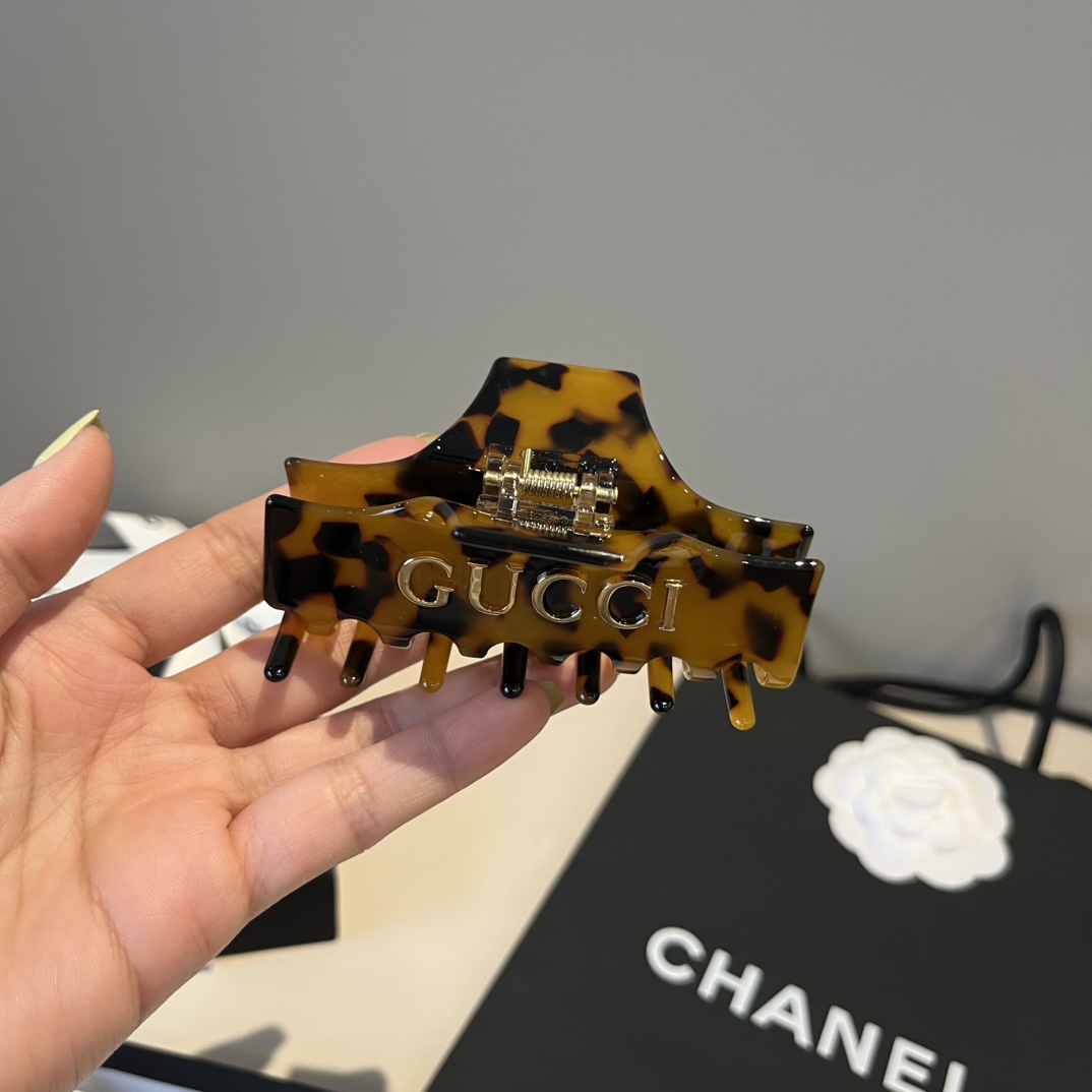 🆕

Gucci古奇新款发夹