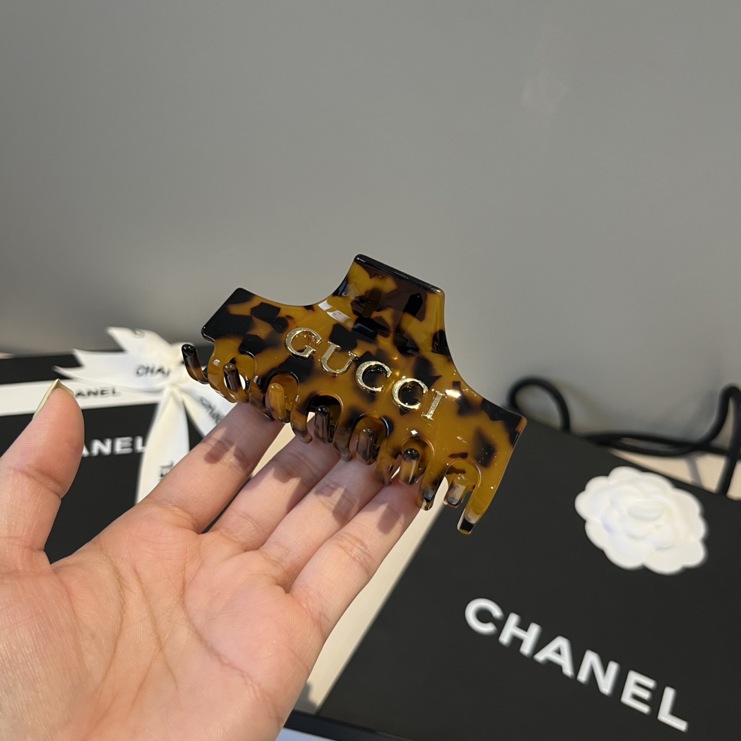 🆕

Gucci古奇新款发夹