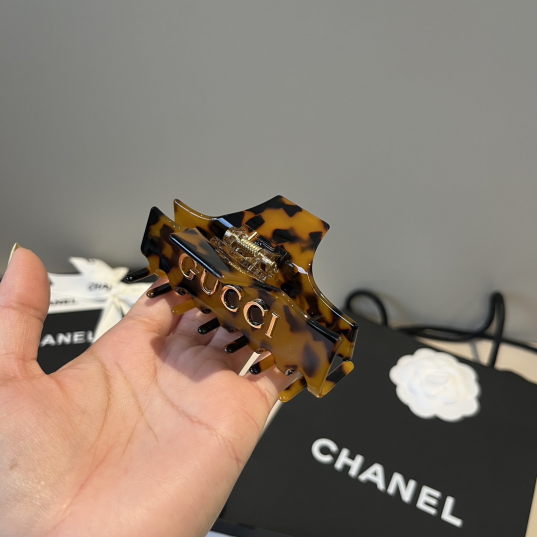 🆕

Gucci古奇新款发夹