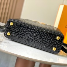 【广州货顶级原版】M86154 本款Capucines BB手袋为 Monogram 鳄鱼纹拼尖花和装饰 【广州货顶级原版】M86154 本款Capucines BB手袋为 Monogram 鳄鱼纹拼尖花和装饰