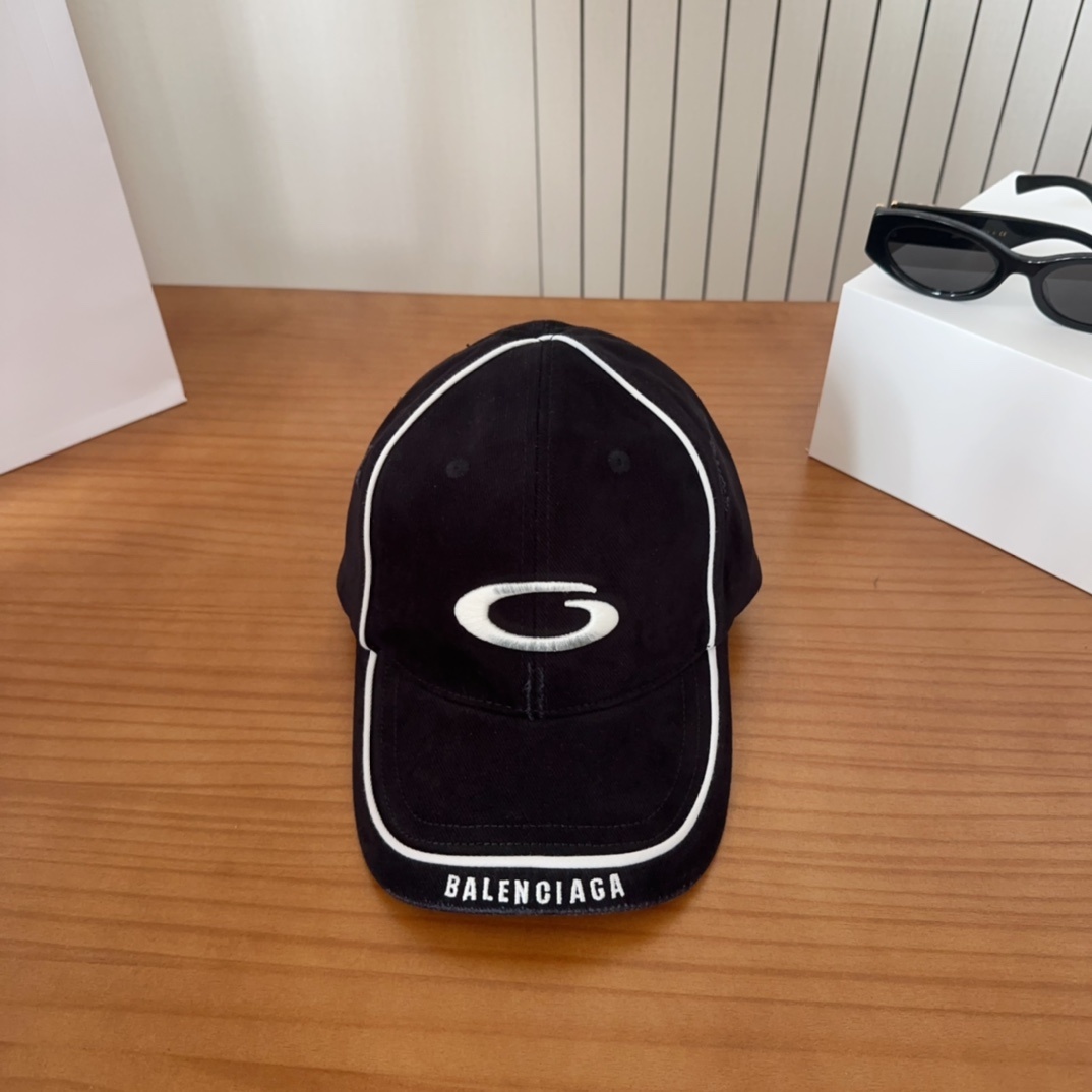 遮阳防晒神器|新款遮阳
巴黎世*渔夫帽,经典的潮酷风,太 nice👍😍
好看的不要不要的😉巨防嗮❗️