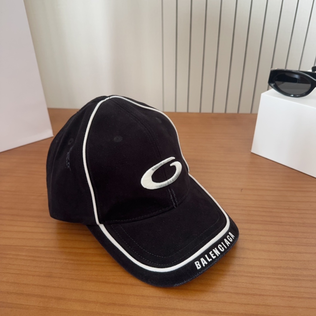 遮阳防晒神器|新款遮阳
巴黎世*渔夫帽,经典的潮酷风,太 nice👍😍
好看的不要不要的😉巨防嗮❗️