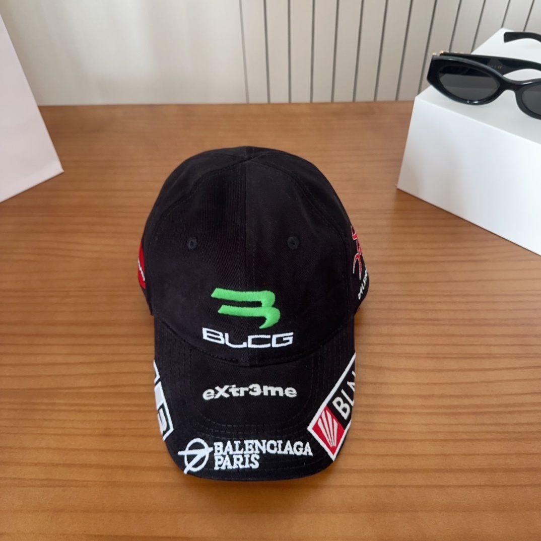 遮阳防晒神器|新款遮阳
巴黎世*渔夫帽,经典的潮酷风,太 nice👍😍
好看的不要不要的😉巨防嗮❗️