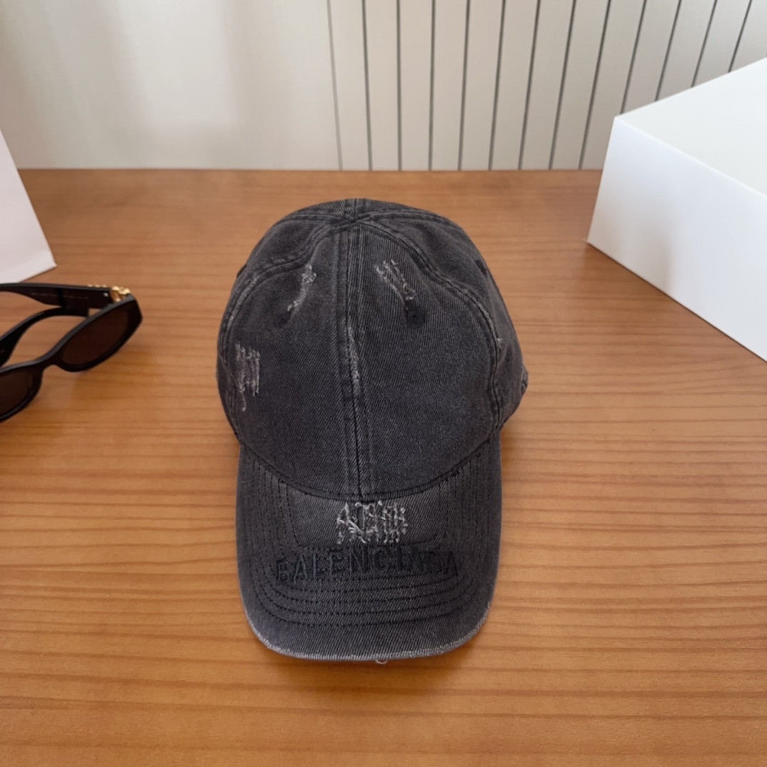 遮阳防晒神器|新款遮阳
巴黎世*渔夫帽,经典的潮酷风,太 nice👍😍
好看的不要不要的😉巨防嗮❗️