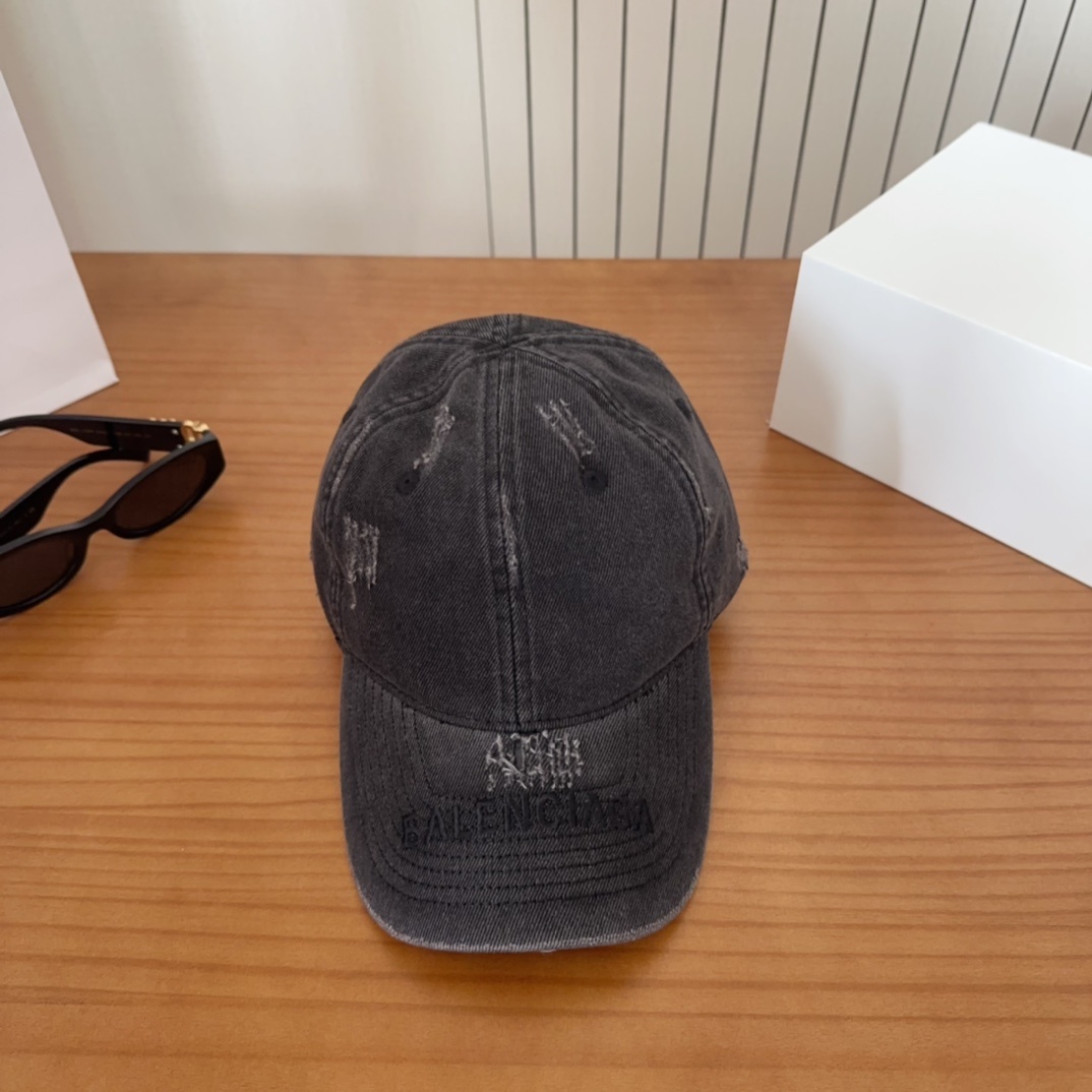 遮阳防晒神器|新款遮阳
巴黎世*渔夫帽,经典的潮酷风,太 nice👍😍
好看的不要不要的😉巨防嗮❗️