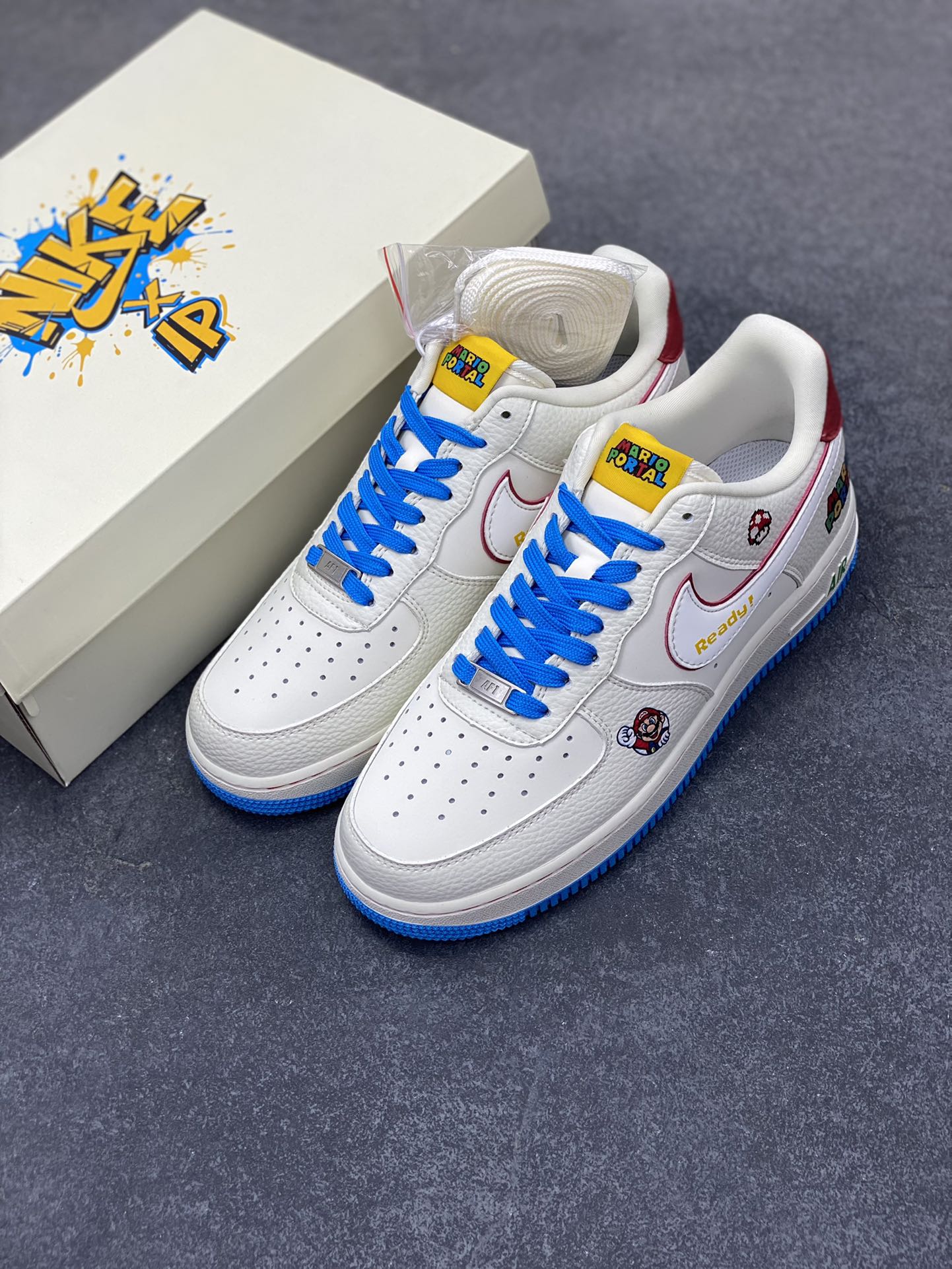 图片[8]-NIke Air Force 1 \’07 Low 马里奥联名–白蓝彩 空军一号低帮 运动鞋 休闲鞋 折边针车 工艺难度大 原楦头原纸板 原装鞋盒 原厂鞋底 超高清洁度 细节完美 货号：SC0601-567 尺码：36 36.5 37.5 38 38.5 39 40 40.5 41 42 42.5 43 44 44.5 45-选品中心
