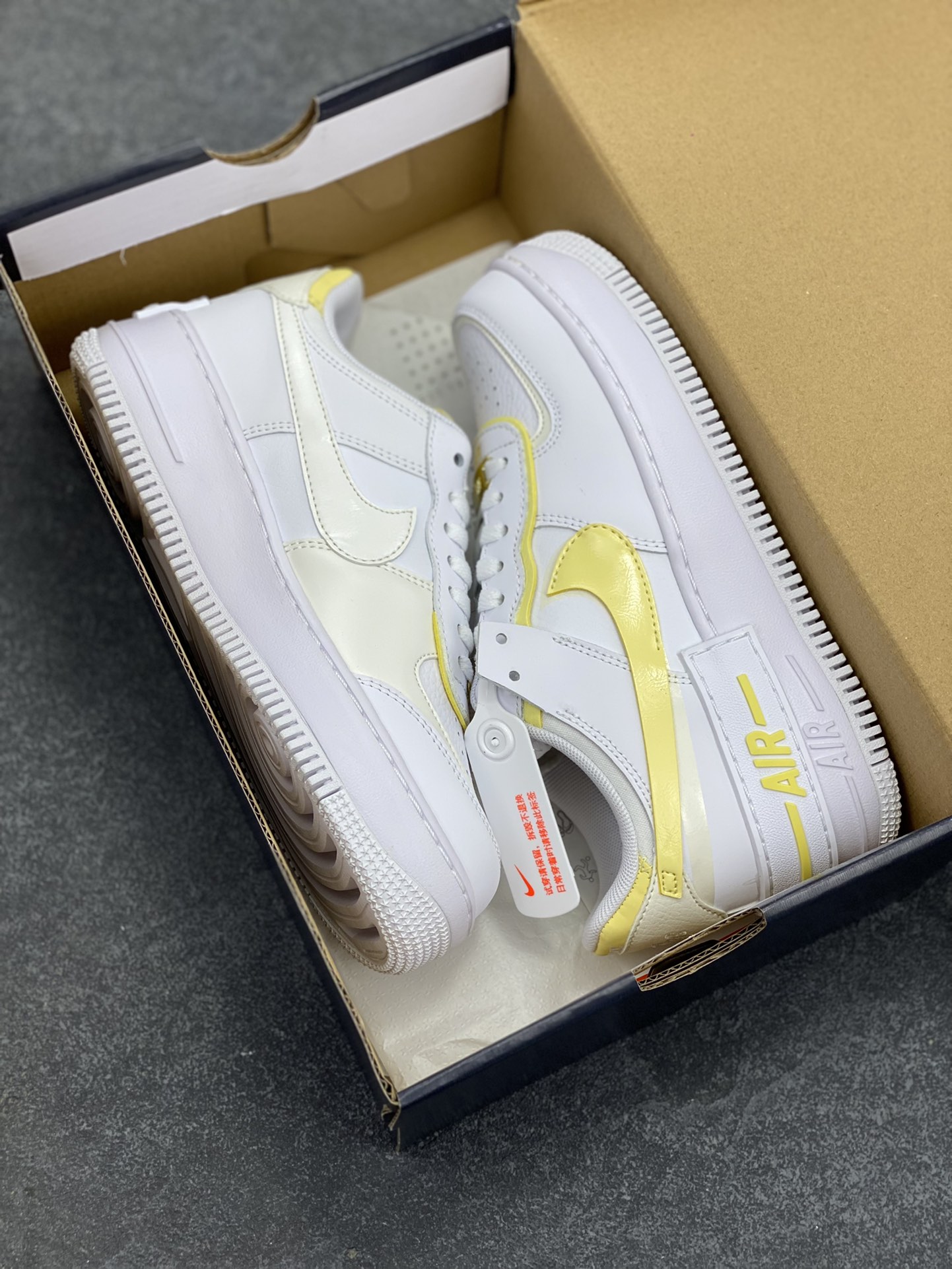 图片[9]-NK Air Force 1 Shadow 轻量增高低帮百搭板鞋\”拼接马卡龙\” 全新少女系解构主义设计双层轻量EVA发泡中底+防滑RB橡胶外圈底鞋底 原楦头原纸板 打造纯正空军版型 专注外贸渠道 全掌内置蜂窝气垫 原盒配件 原厂中底钢印、拉帮完美 货号： CI0919-122 尺码：35.5 36 36.5 37.5 38 38.5 39 40 40.5 41 42-选品中心