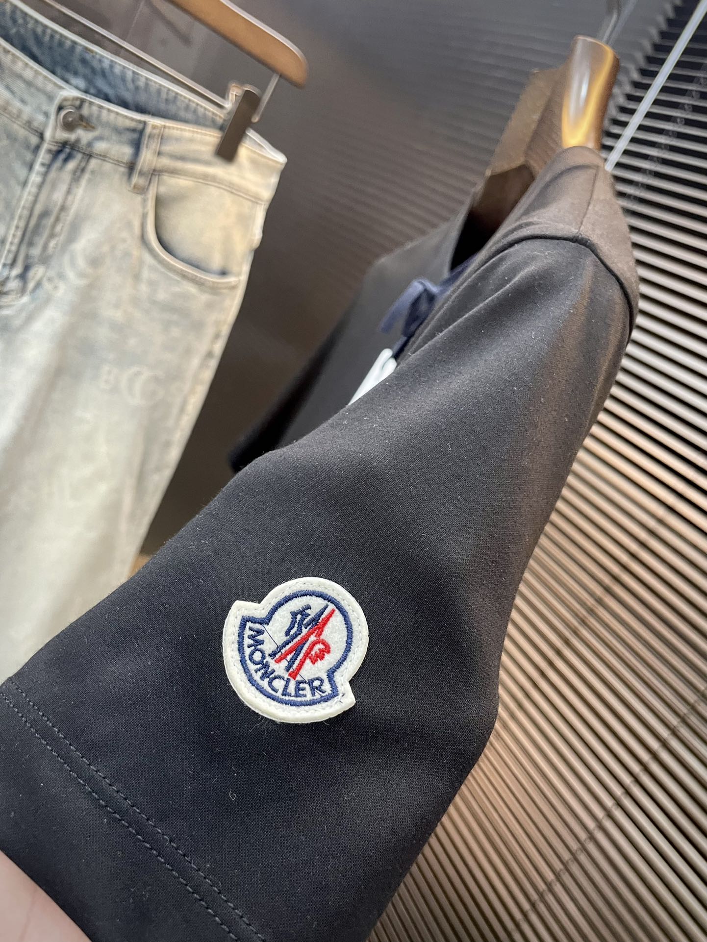  ♠️ Moncher-（蒙口）系列 VIP高级定制 2025新款短袖  百搭款式 任何人都可以轻松驾驭