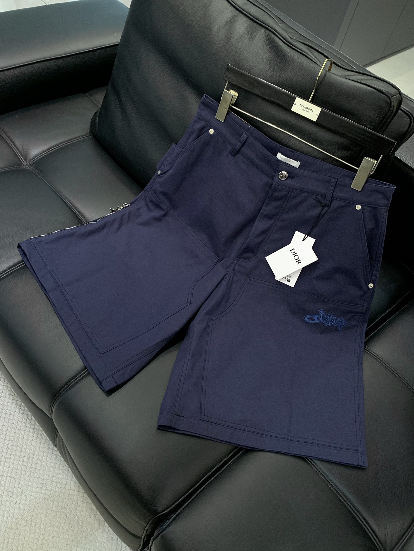 2025 Spring New Fashion Collection with Dior Dior Diau: Top-Grade, Unique Designs, S-XL Sizes - 图片 3
