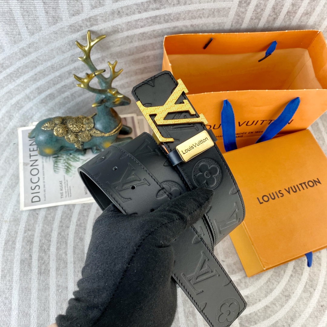 LV💕 特种皮腰带系列 ，原厂五金精品不锈钢扣，手感柔软舒适 宽3.8CM。
