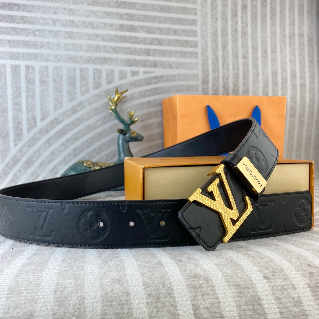 LV💕 特种皮腰带系列 ，原厂五金精品不锈钢扣，手感柔软舒适 宽3.8CM。