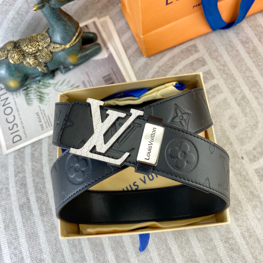 LV💕 特种皮腰带系列 ，原厂五金精品不锈钢扣，手感柔软舒适 宽3.8CM。